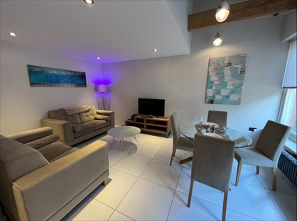 1 Bed Flat, Butts Court, LS1