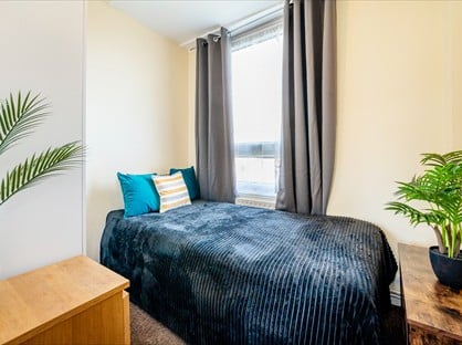 Room in a Shared Flat, Clem Attlee Court, SW6