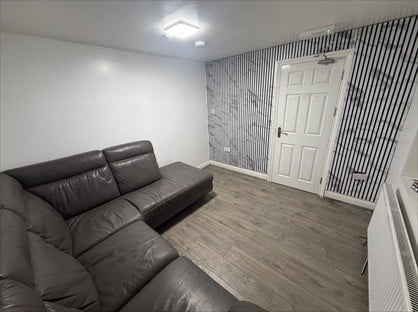 Room in a Shared House, Larch Avenue, B21
