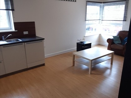 2 Bed Penthouse, The Willows, M33
