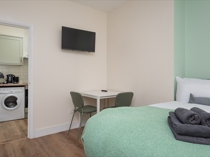 Studio Flat, Tankerville Road, SW16