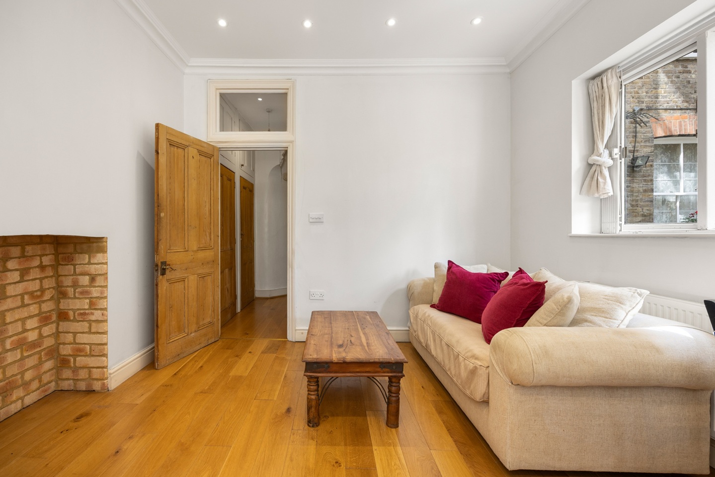 2 Bed Flat, Cranworth Gardens, SW9 photo 5
