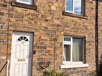 3 Bed Terraced House, Oak Tree Road, HD8