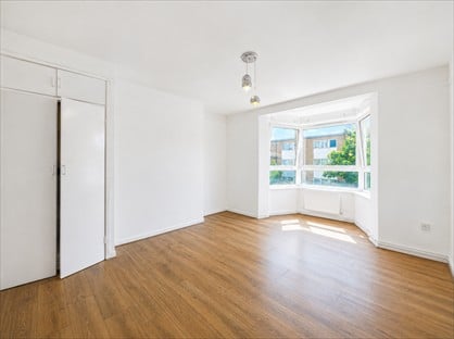 3 bed flat/apartment for rent in 3 Bed Flat, Broxbourne House, E3