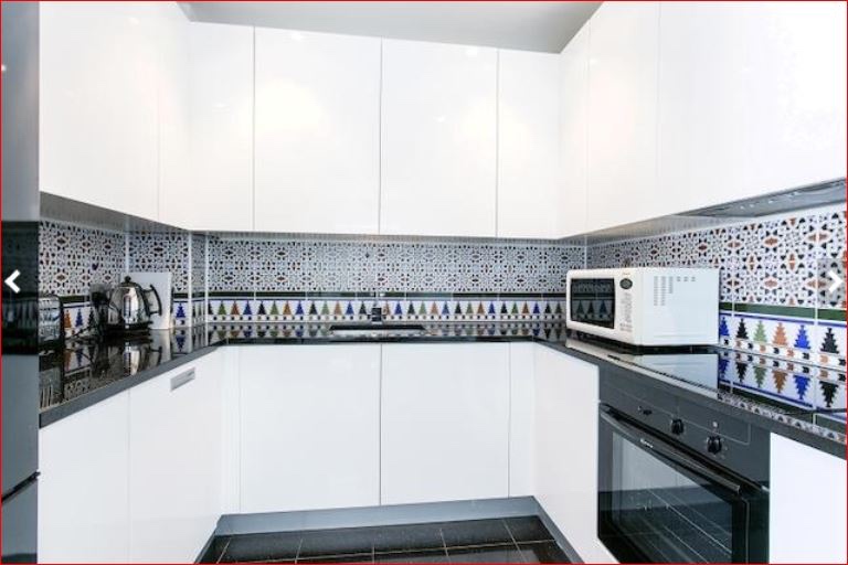 2 Bed Flat, Westbourne Terrace, W2 photo 3