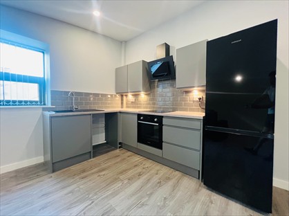 1 Bed Flat, Sunbridge Road, BD1