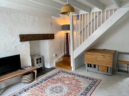 1 Bed Terraced House, Helston Road, TR10
