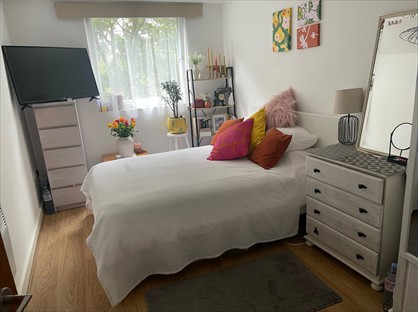 Room in a Shared Flat, Jason St, L5