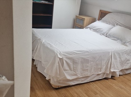 Room in a Shared House, Elm Road, KT3