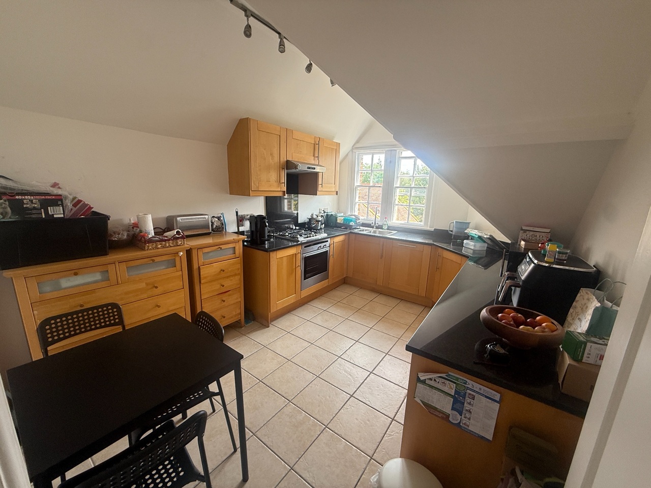 3 Bed Flat, Rawlinson Road, OX2 photo 5