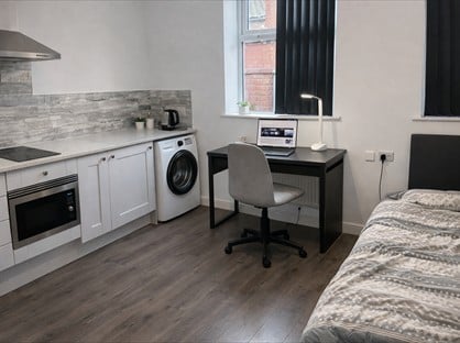 Studio Flat, Westminster Road, CV1