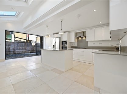 4 Bed End Terrace, Cobbold Road, W12