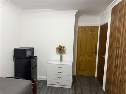 Room in a Shared House, Hounslow West, TW4