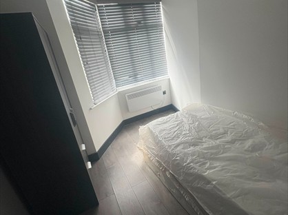 Studio Flat, Bellingham Road, SE6