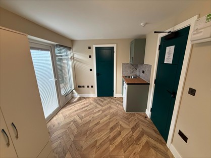 Studio Flat, Ashwood Road, EN6