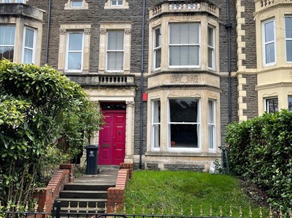 1 Bed Flat, Ninian Road, CF23