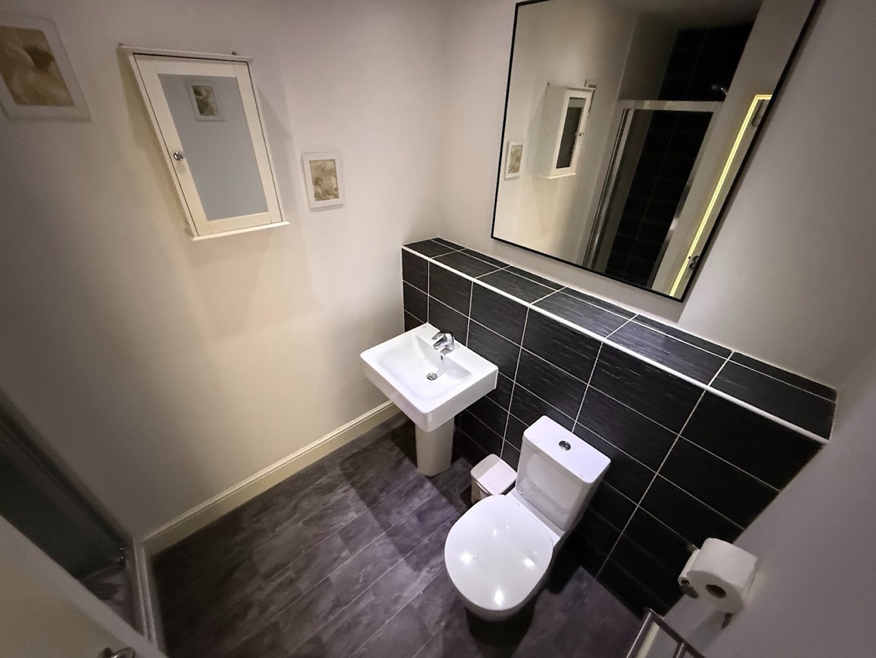 3 Bed Terraced House, Cable Place, LS10 photo 5