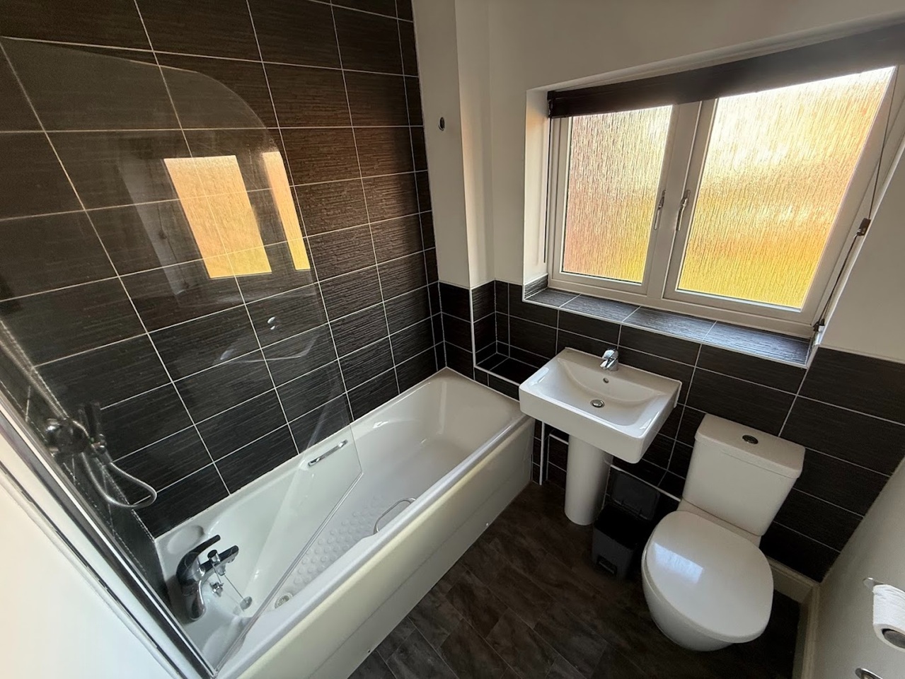 3 Bed Terraced House, Cable Place, LS10 photo 4