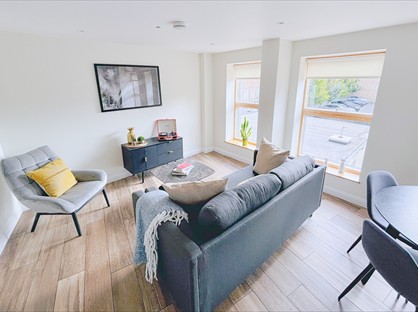 1 Bed Flat, Berkshire House, SL6