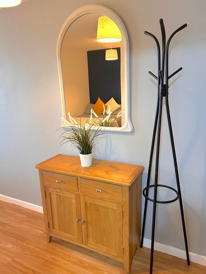 Studio Flat, Marco Island, NG1 photo 5