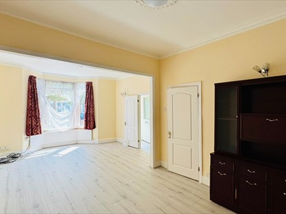 3 Bed Terraced House, Strone Road, E7