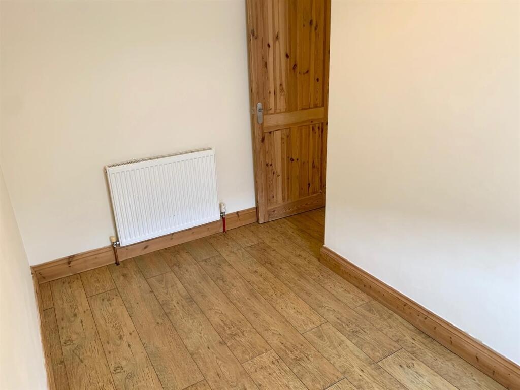 2 Bed Terraced House, Lansdown Place, B18 photo 3