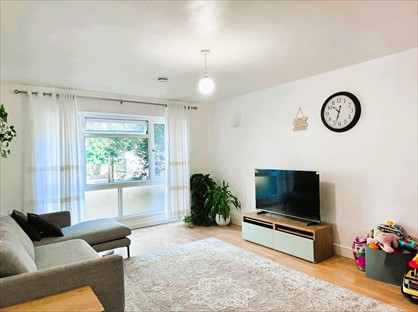 1 Bed Flat, The Rowans, SM2