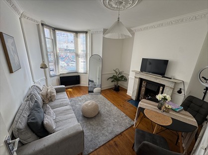 1 Bed Flat, Bedford Place, BN1