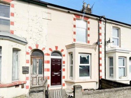 2 Bed Terraced House, Waterloo Road, ME7