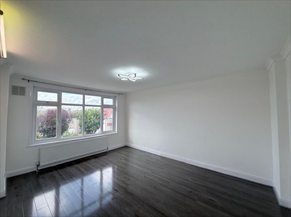 5 Bed Semi-Detached House, Kingsway, HA9