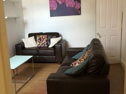 5 Bed Terraced House, Whitby Road, M14