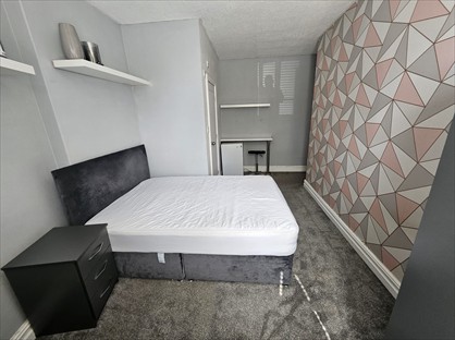 Room in a Shared House, Lower Rawson St, BL4
