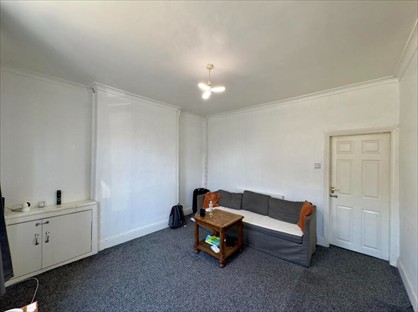 2 Bed Terraced House, Hunslet St, BB11