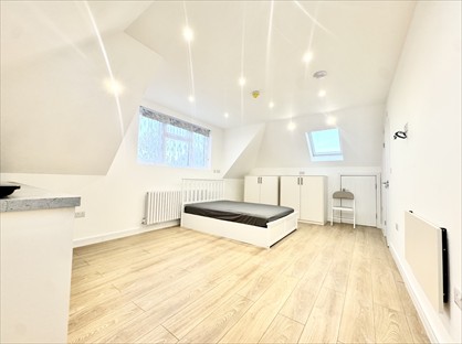 Studio Flat, Harrow View, HA1