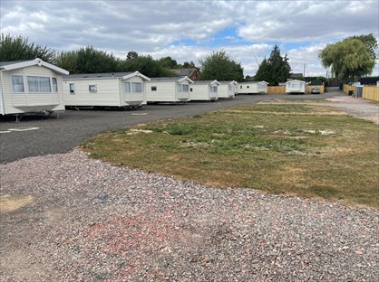 1 Bed Mobile Home, Eskdale Close, LU7