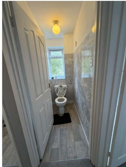 2 Bed Flat, Westfield Road, B15 photo 3