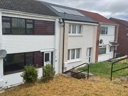 2 Bed Terraced House, Glenallan Way, PA2