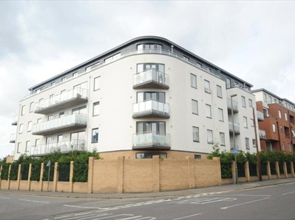 1 Bed Flat, Grosvenor Mansions, GU15