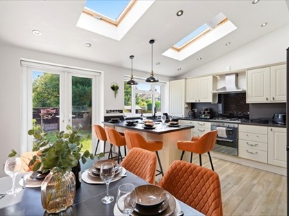 4 Bed Semi-Detached House, Rock Road, B92