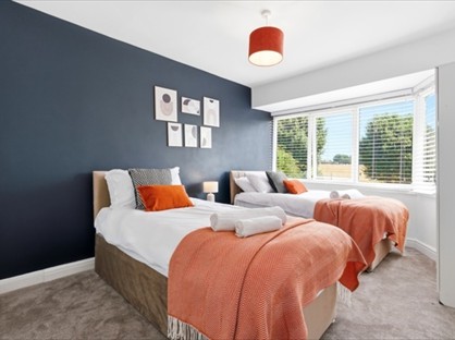 4 Bed Detached House, Rock Road, B92