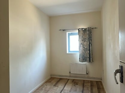 2 Bed Flat, Rabbits Road, E12