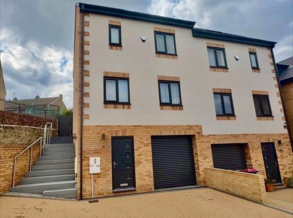 4 Bed Semi-Detached House, Dalton Lane, S65