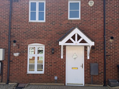 3 Bed Terraced House, Farington Close, ME16