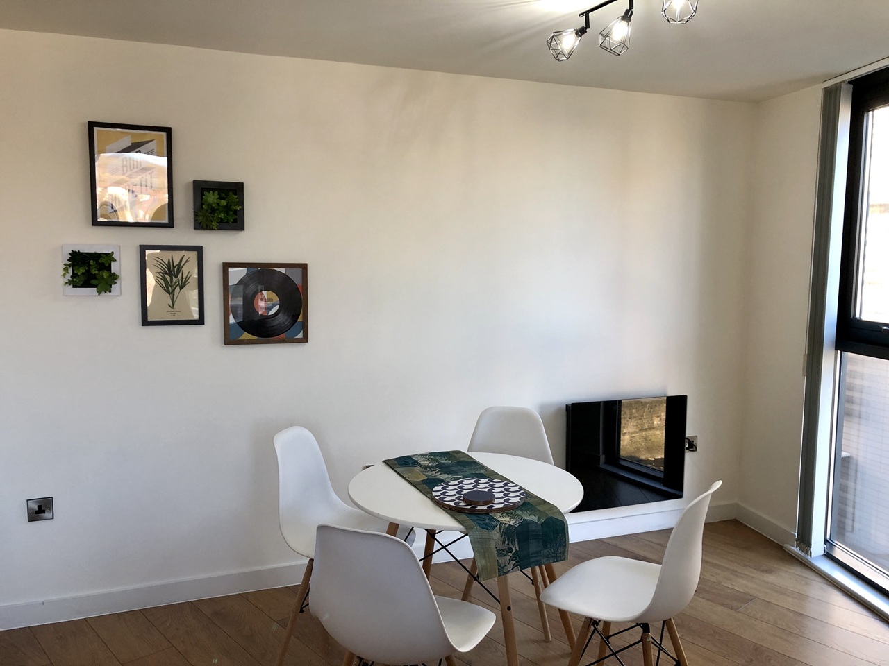 2 Bed Flat, I Quarter, S3 photo 2