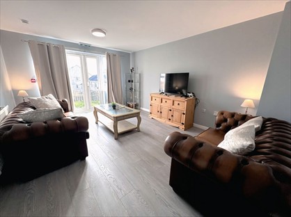 4 Bed Terraced House, Verona Rise, S73