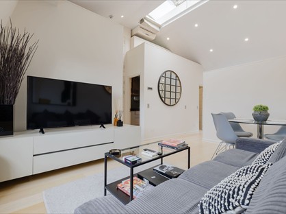 1 Bed Flat, Ovington Square, SW3