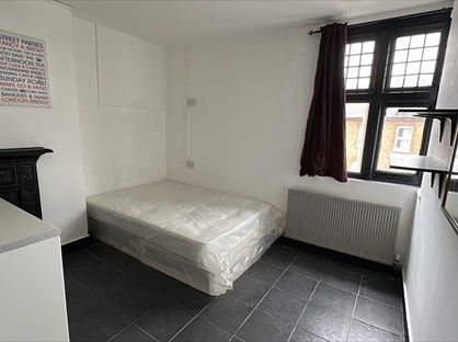 Studio Flat, High Road, NW10