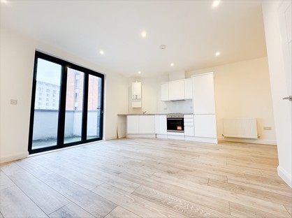 Studio Flat, Palace Apartments, WD17
