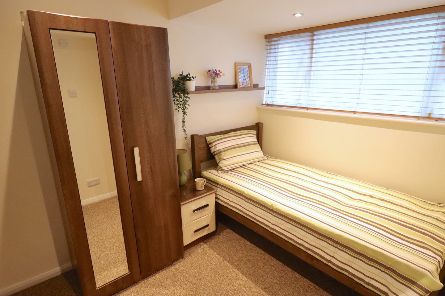 Room in a Shared House, Hamilton Road, NG5
