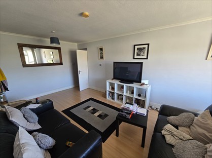 2 Bed Flat, Hackington Crescent, BR3